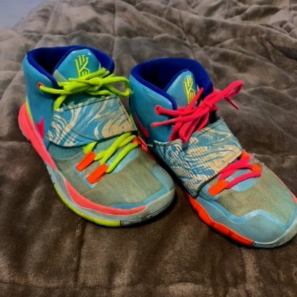 Nike girls shoes.
